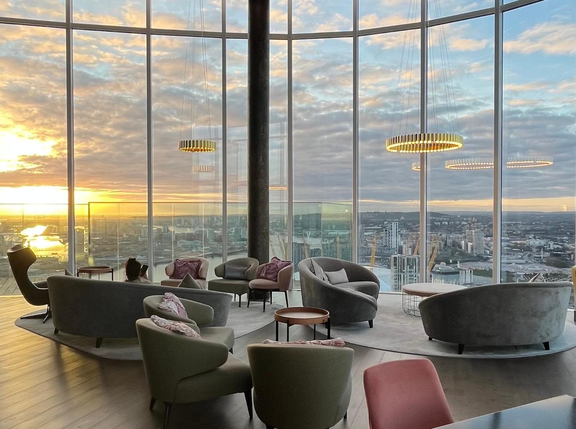 Luxury Modern 2 Bed Flat With Balcony And City View - Canary Wharf City Center London Exterior photo
