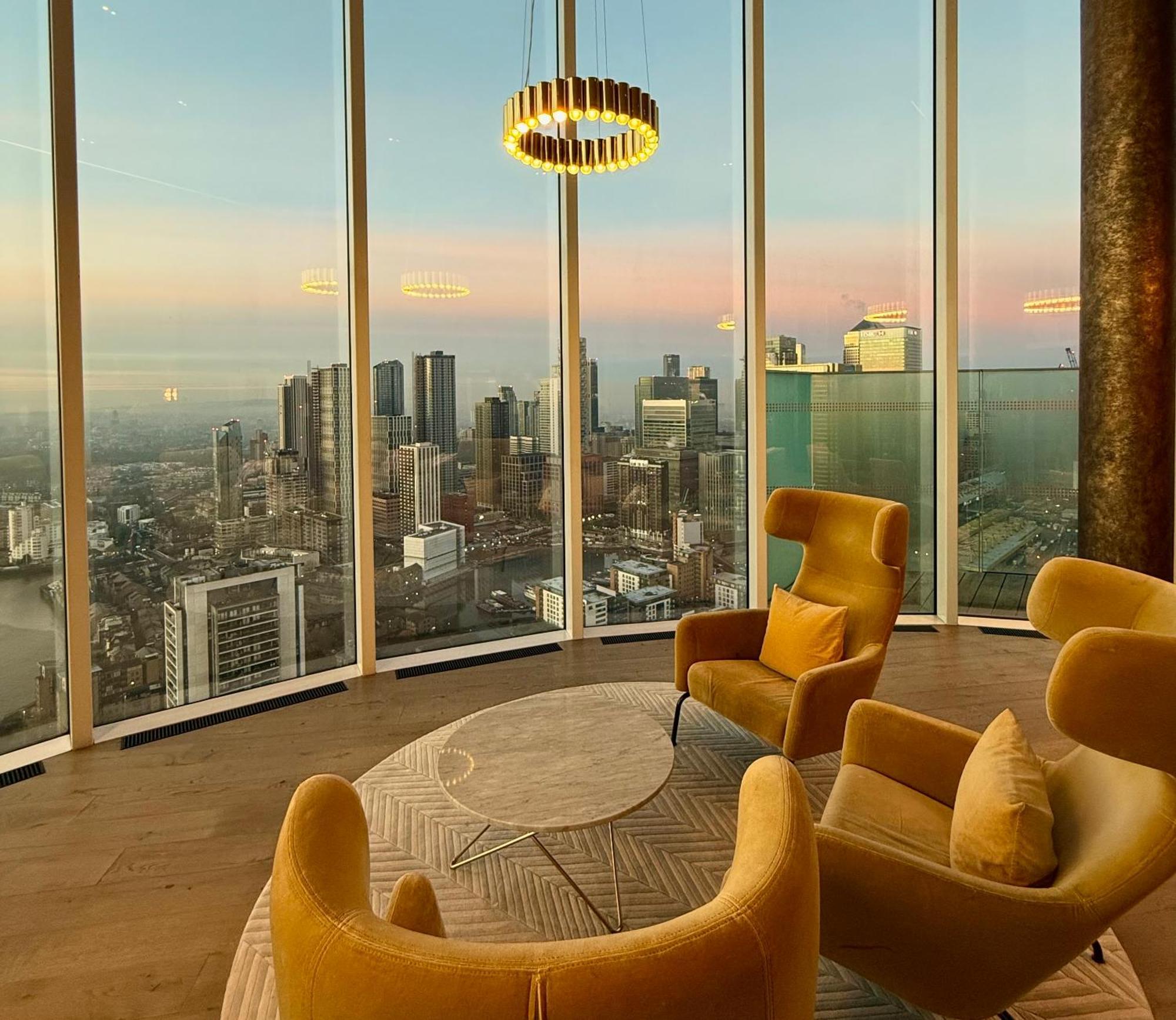 Luxury Modern 2 Bed Flat With Balcony And City View - Canary Wharf City Center London Exterior photo